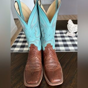 Tony Lama size 10.5 D square toe